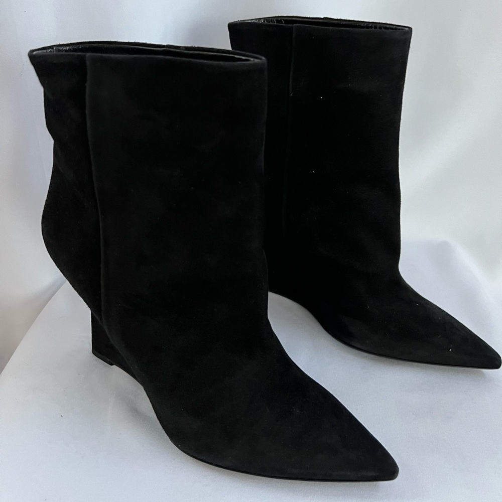 NWB Sebastian Milano Black Suede Heeled Boots 8.5 US